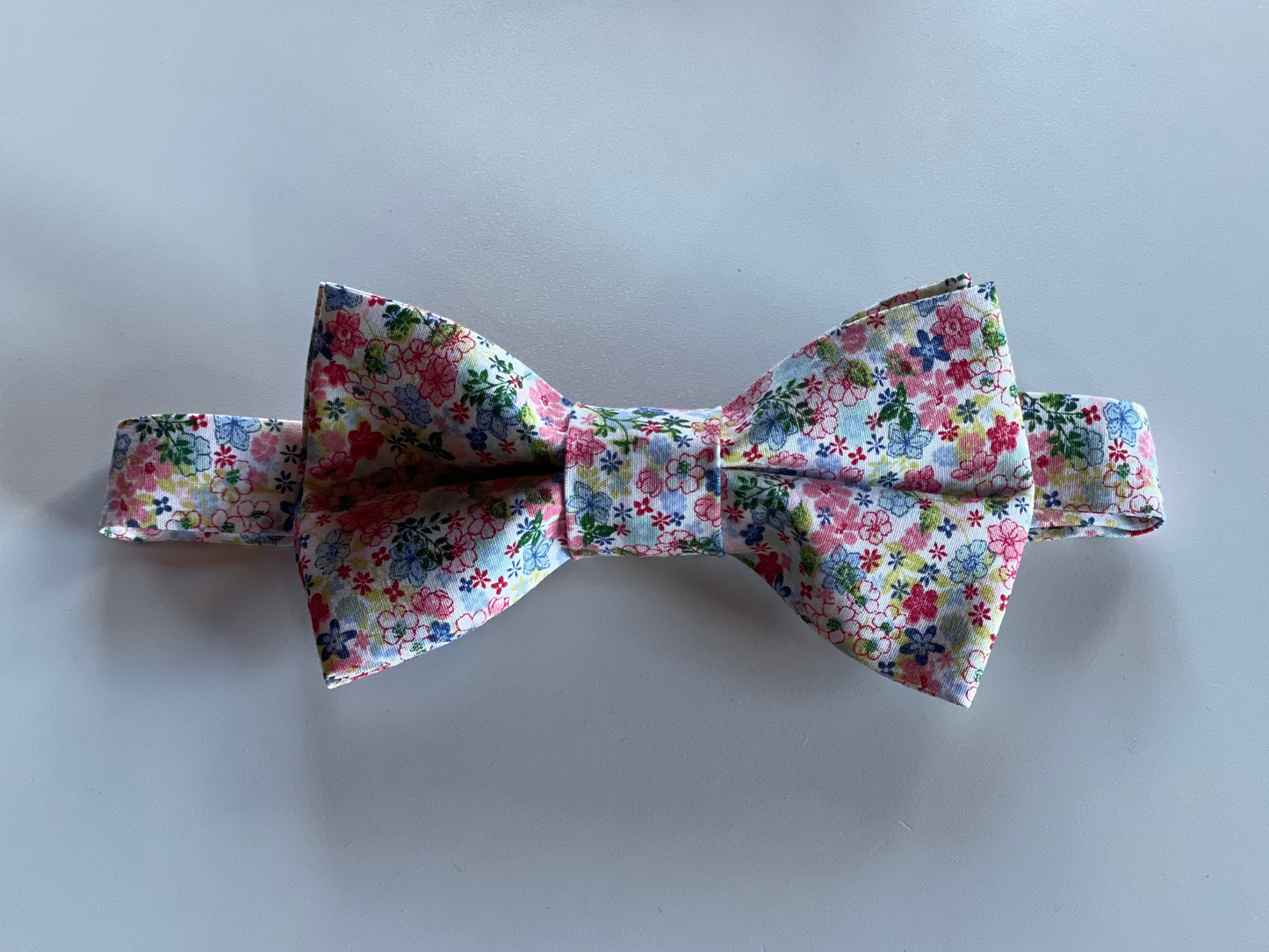 Pajarita flores primavera